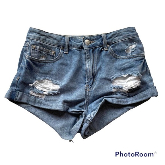 Forever 21 Denim Jean Short Distressed Blue size 27 Booty High Rise Waist - Picture 1 of 4